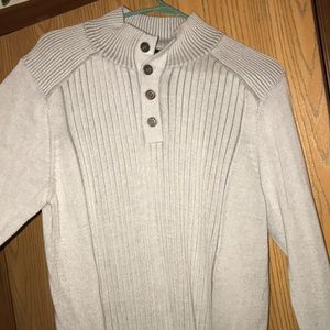 Men’s sweater